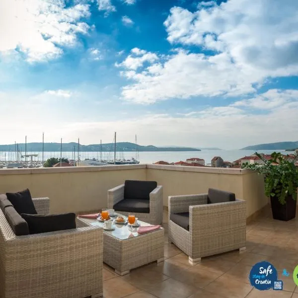 Hotel Rotondo, hotel em Trogir