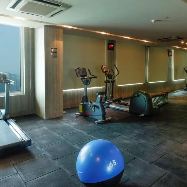 Holiday Inn Gurugram Sector 90 by IHG, hotel u gradu Gurgaon