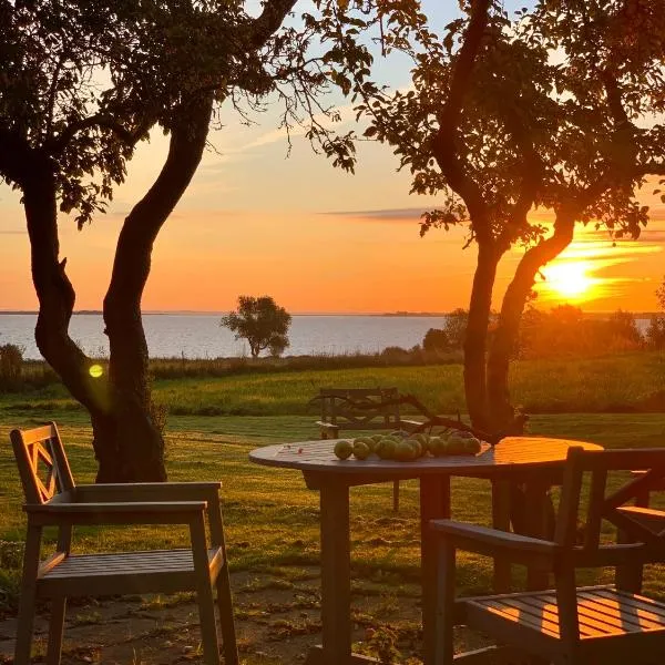 Bakkehuset Countryhouse, hotel in Skovby
