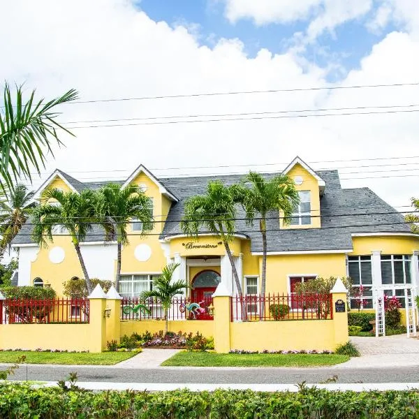 Brownstone Guesthouses, hotell sihtkohas Nassau