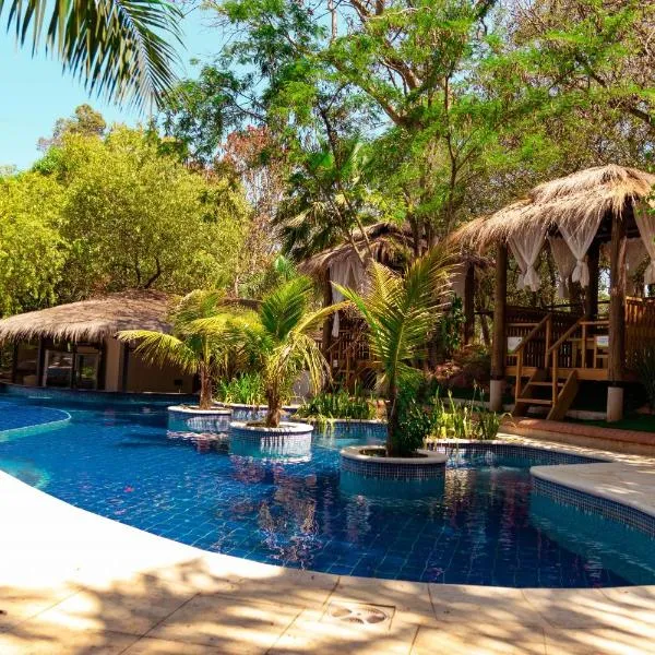 Los Lagos Resort Hotel, hótel í Capiatá