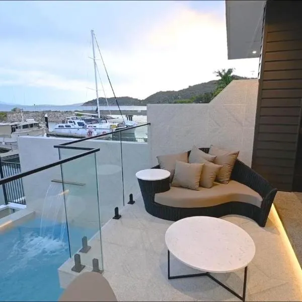 Dacha on Maggie No#1 OPULENT AND LUXURIOUS – hotel w mieście Nelly Bay
