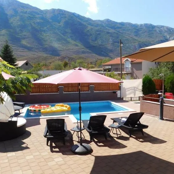 Holiday home Jass near Makarska: Zagvozd şehrinde bir otel
