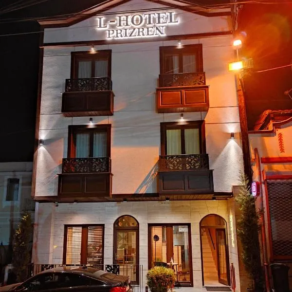L'Hotelpz, hotel a Prizren