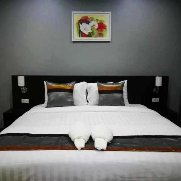 ช้างเผือกเกสต์เฮ้าส์ Changphueak Guesthouse, hotel in Nan