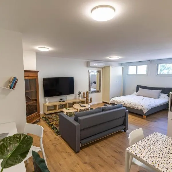 Sheba-Shik apartment, Tel hashomer שיבא-שיק, תל השומר,דירת סטודיו מקסימה!, hôtel à Ramat Gan