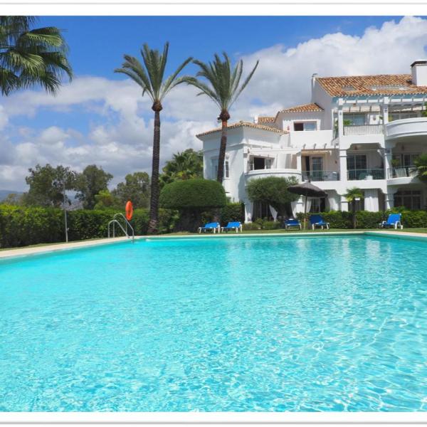 Marbella Holiday & Golf Garden Apartment