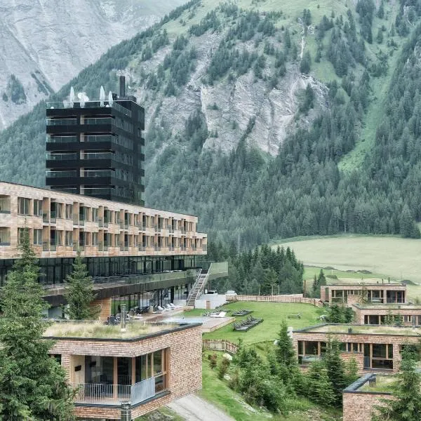 Gradonna Mountain Resort Chalets & Hotel, hotell sihtkohas Kals am Großglockner