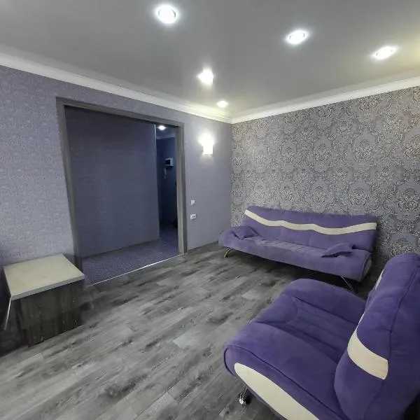 Бухар Жырау 351, 2 комнатная квартира, Hotel in Pawlodar
