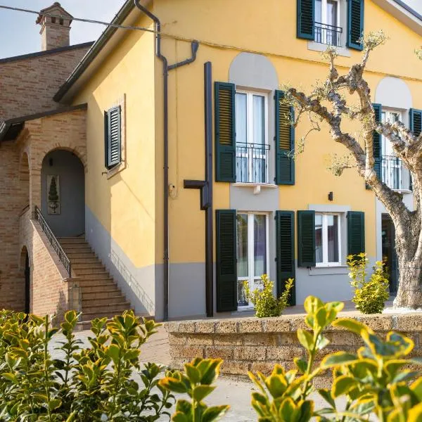La Locanda dei Cavalieri Country House、チヴィタノーヴァ・マルケのホテル