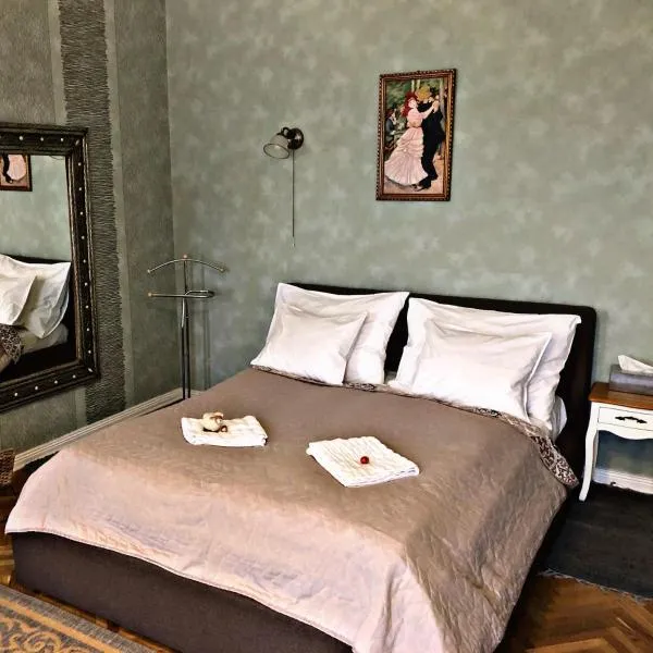 Cozy Loft Apartman, hotell sihtkohas Eger