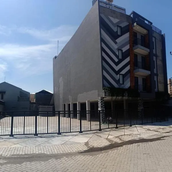 DJURAGANKAMAR GUNUNG ANYAR, hotel v destinaci Surabaja