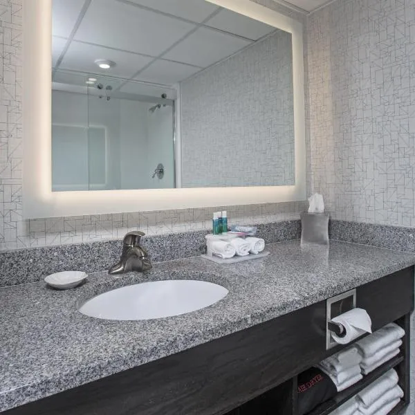 Holiday Inn Express Nags Head Oceanfront by IHG, hôtel à Nags Head