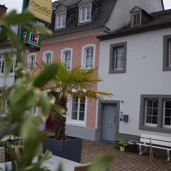 Wohnen am Ufer der Mosel in Trier, hotel v destinaci Trier
