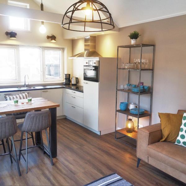 DWC00 - New romantic studio with large terrace