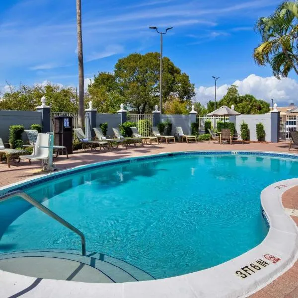 Best Western Fort Myers Inn and Suites, hotel in Fort Myers