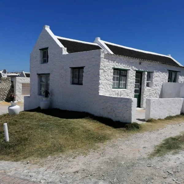 Kassiesbaai Holiday Apartment, hotel din Arniston