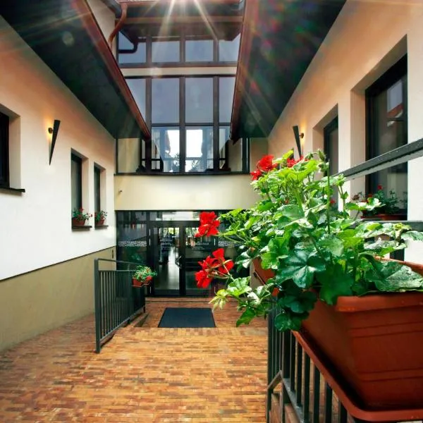 Hotel BELASSI, hotell sihtkohas Bojnice