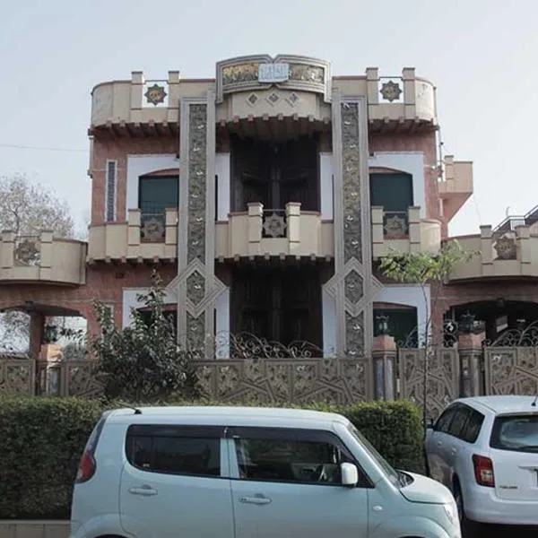 Butt Lodges 3, hotel in Islamabad