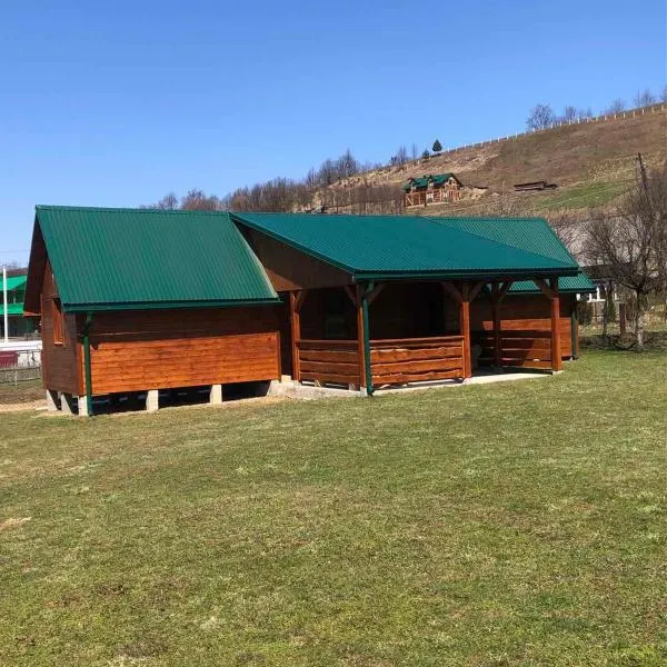 Садиба під Чертежиком 2 โรงแรมในโกโลชาวา