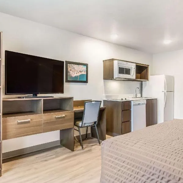 WoodSpring Suites Jacksonville Baymeadows, hotel in Jacksonville