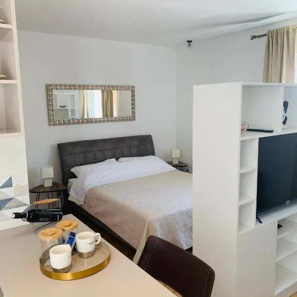 Madonna Guesthouse II, hotel in Dubrovnik