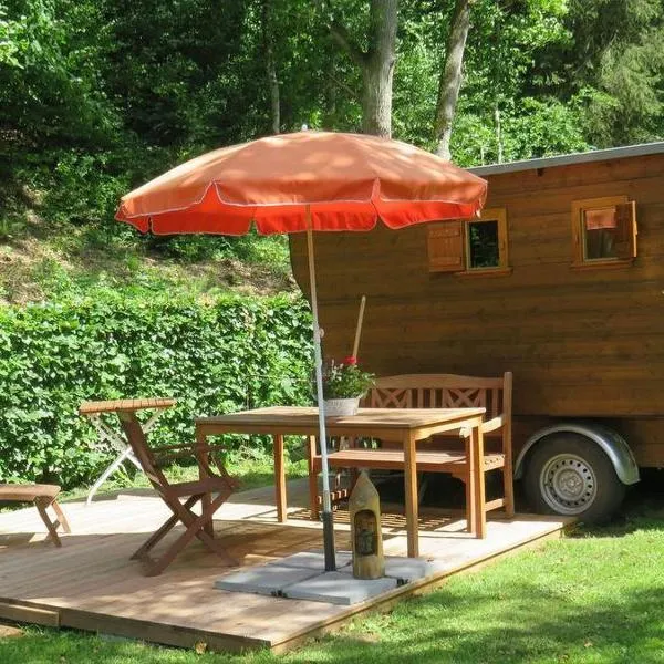 Bienenwagen der Naturheilpraxis Melchger, hotel in Wildberg