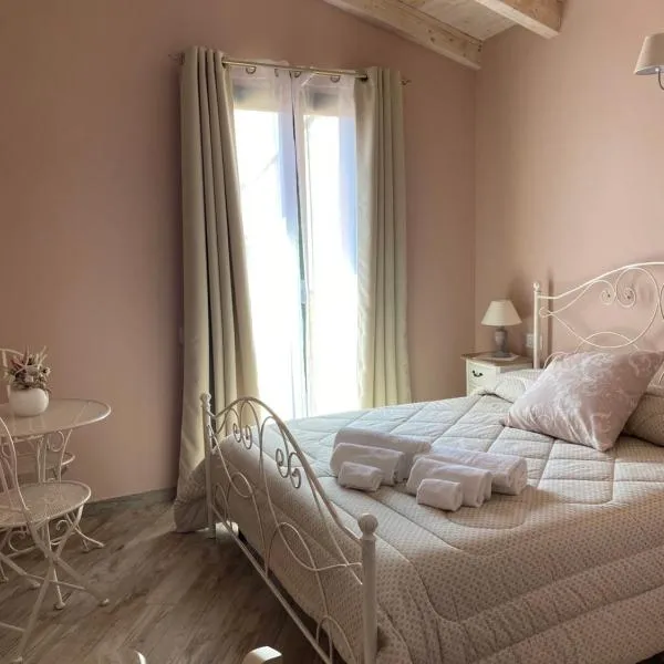 La Soffitta di EmmaSofia, hotel v destinaci San Vito