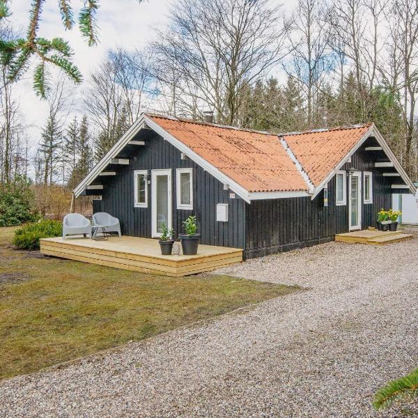 6 person holiday home in Toftlund