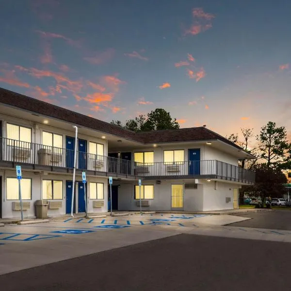 Motel 6-Sandston, VA - Richmond, Va, hotel en Sandston