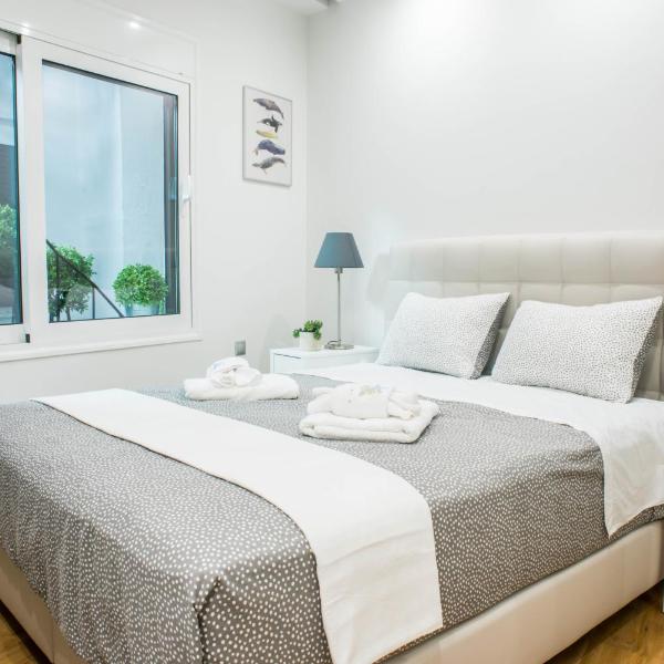 Α26 Pristine & modern flat near Monastiraki square in Athens