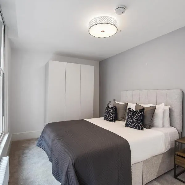 Victoria House by Aeria Apartments, hotel in Reading
