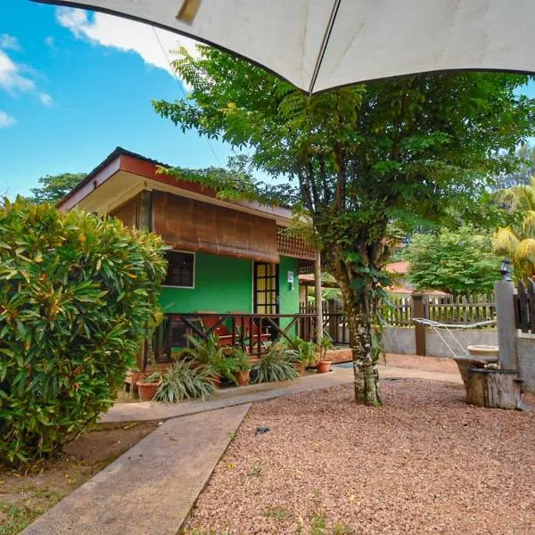 Fern Lodge Self Catering, hotell La Digues