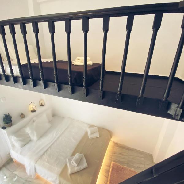 Thisio Loft