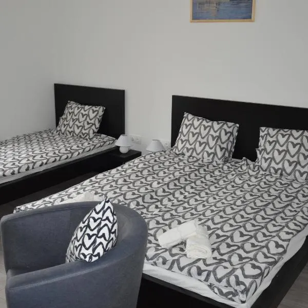 Apartman-Tata、タタのホテル