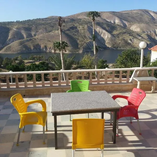 Murshed Motel: Ash Shūnah ash Shamālīyah şehrinde bir otel