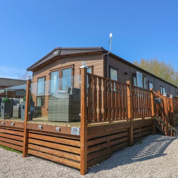 Lancaster Lodge