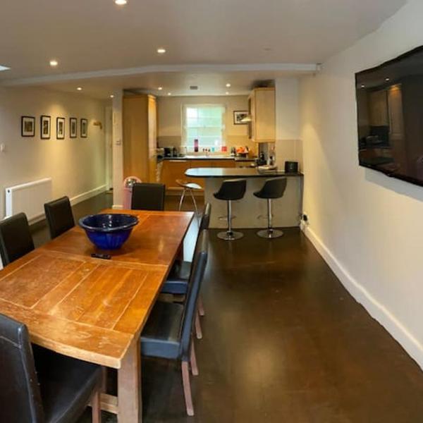 Luxury Central London 3 Bedroom Family House