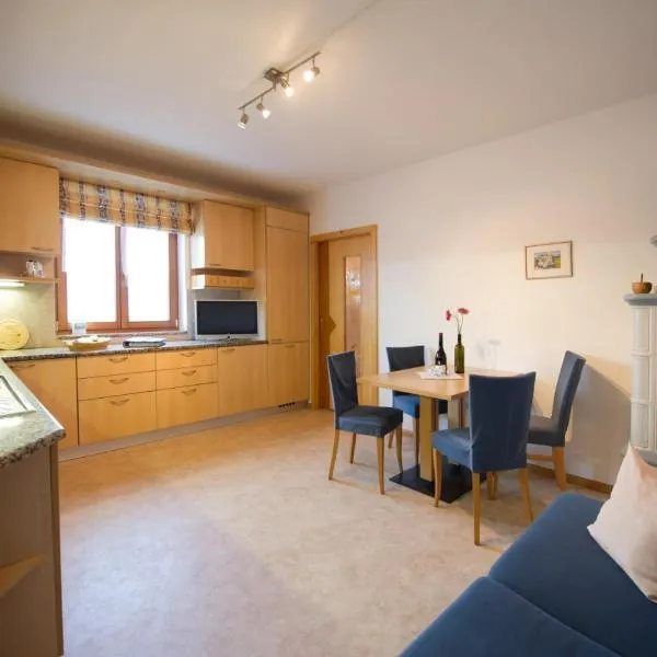 Kristallhof Fewo Golden, hotel v destinaci Caldaro