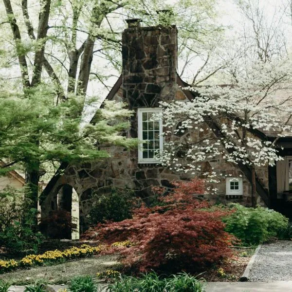 The Woodlawn Tudor, hotell sihtkohas Hot Springs