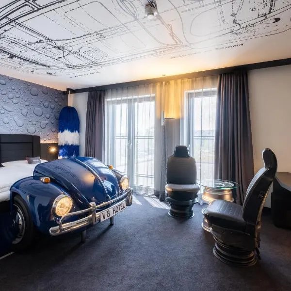 V8 Hotel Köln at MOTORWORLD, hotel in Cologne