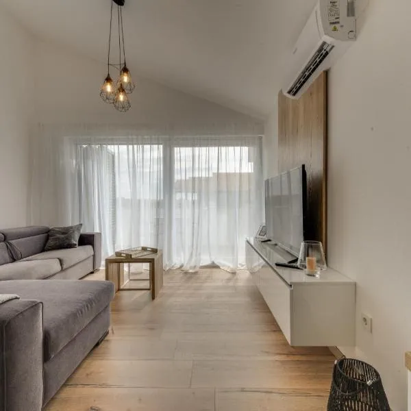 Apartmani Bella Luce, khách sạn ở Pašman