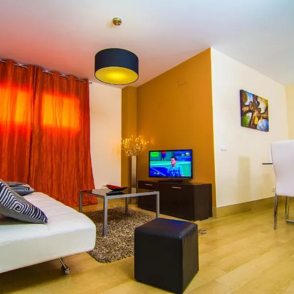 Apartamentos 16:9 Playa Suites, ξενοδοχείο στην Αλμερία