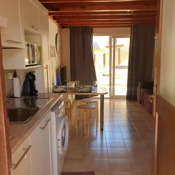 oasis RELAX Corralejo, hotel in Parque Holandes