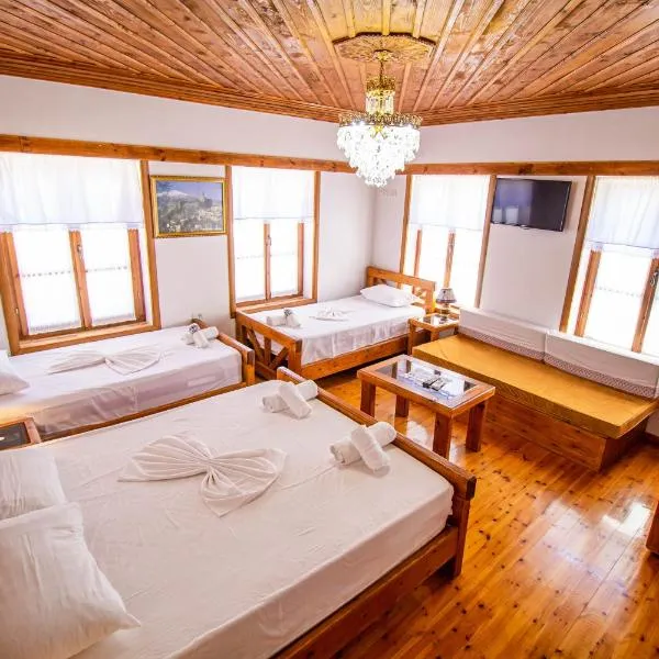 Hotel Bebej Tradicional, hotell sihtkohas Gjirokastër