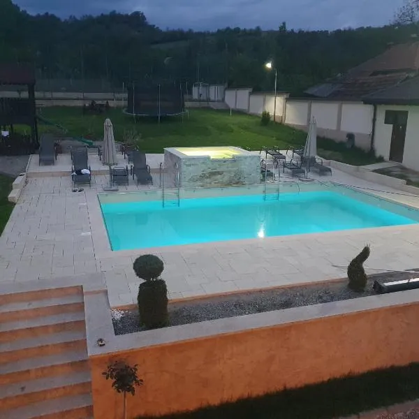 Pensiunea Gabriel, hotel v destinaci Corcova