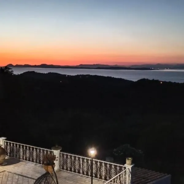 Villa Ianira, hotel in Arvanitakaíïka