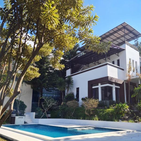 Villa Alessa Puncak