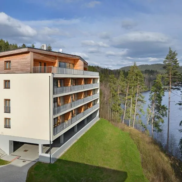 Element Lakeside Apartments，伏爾塔瓦河畔利普諾的飯店