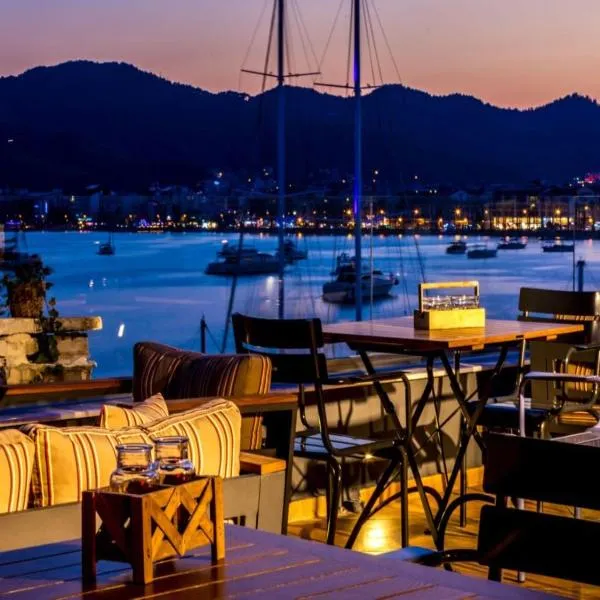 Sunset Hotel Marmaris、マルマリスのホテル